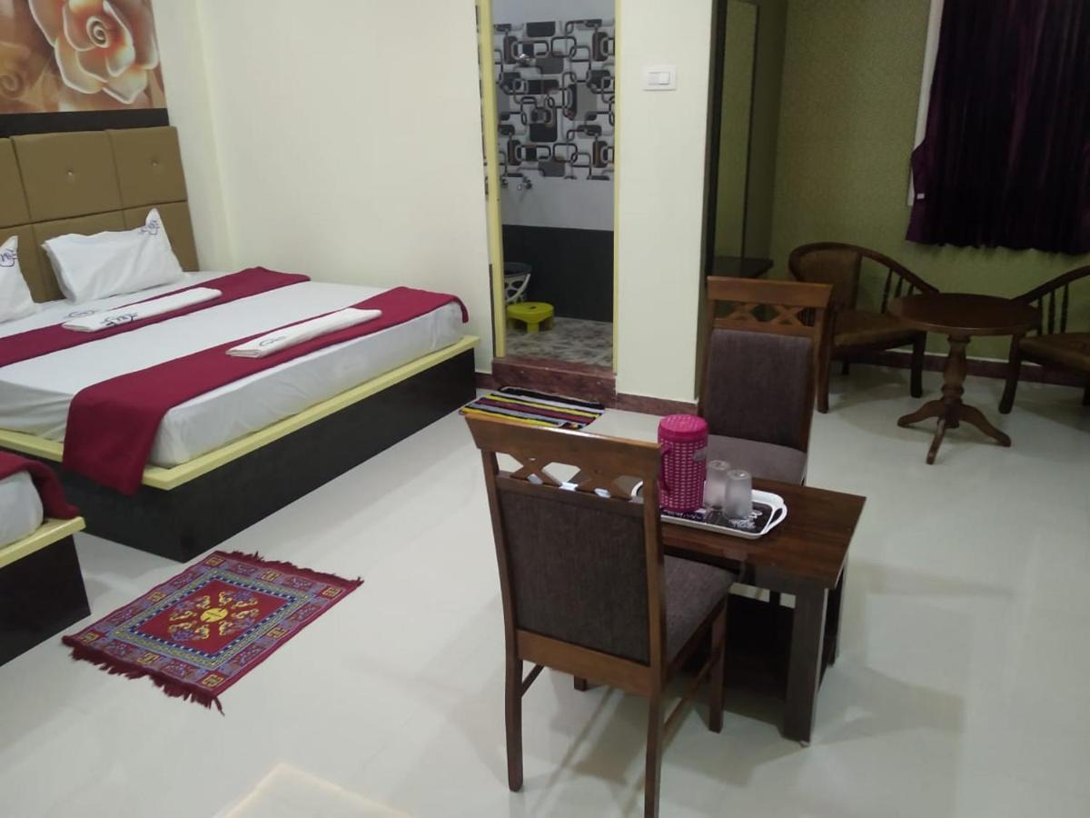 Hotel Vel Residency Rāmeswaram Exterior foto